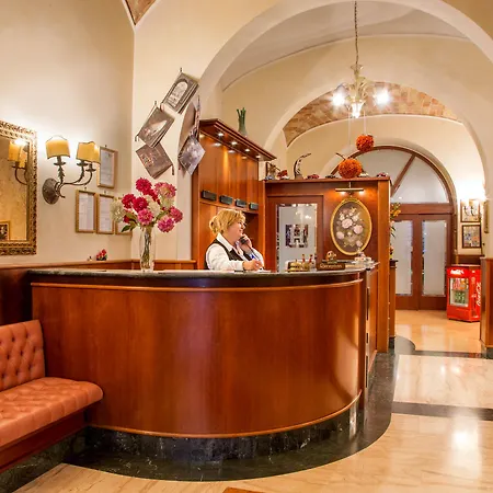 Assisi Hotel 3*