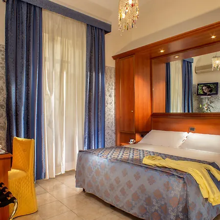 فندق Assisi 3*